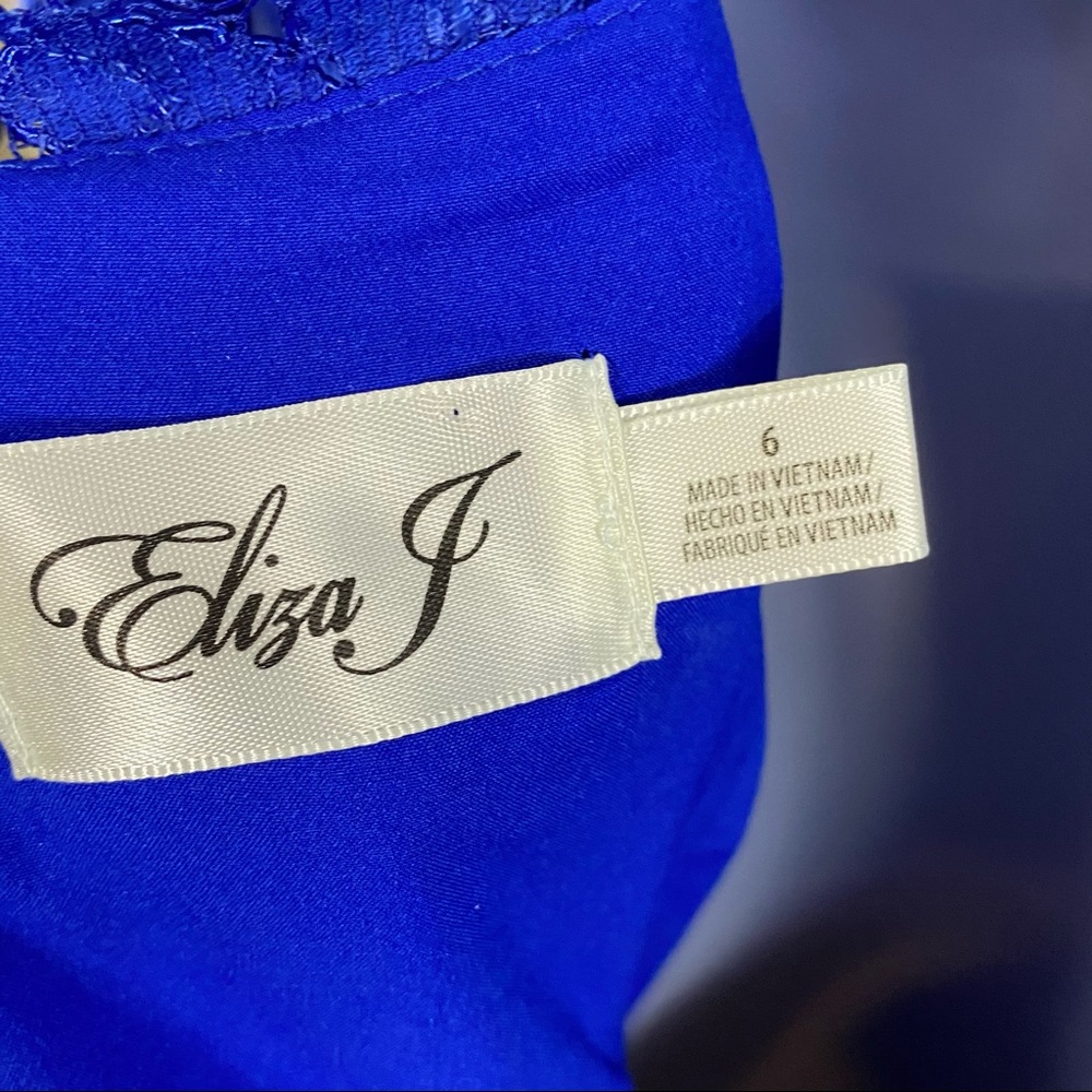 Eliza J Blue Floral Lace Fit & Flare Dress SZ 6 - Picture 6 of 8